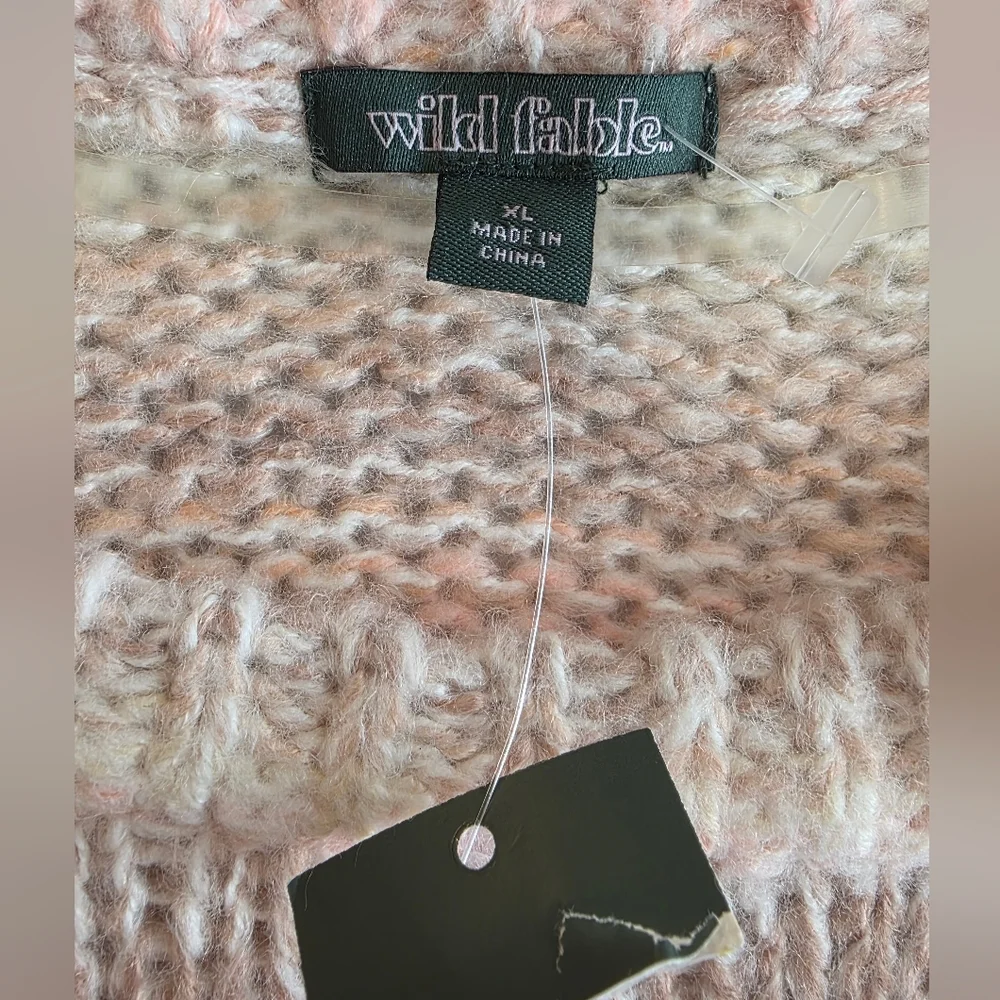 NWT Wild Fable XL Fuzzy Knit Pastel Sweater 2532-L